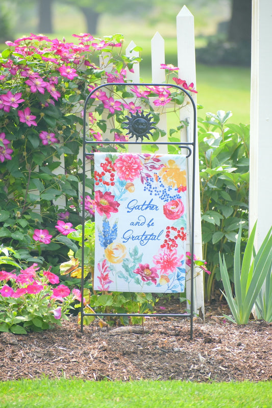 Small Garden Flag Arbor With Sun Cutout Design